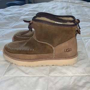 Size 9 1/2 Men’s Ugg Boots w/ Real Fur From Lamb